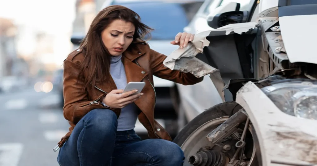 when to hire car accident attorney Houston TX